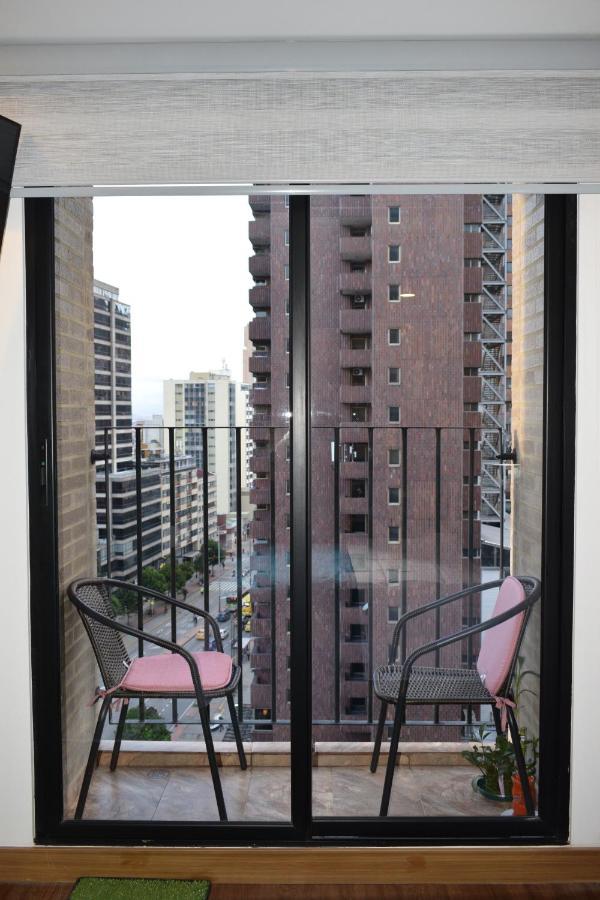 Toscano S Aparta Estudio Hospedaje Amoblado Torre 2 Equilibrium Bogota Buitenkant foto