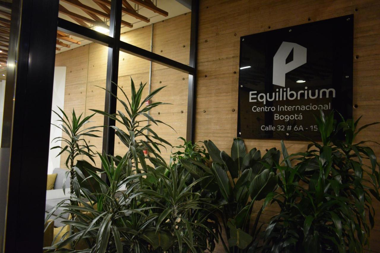 Toscano S Aparta Estudio Hospedaje Amoblado Torre 2 Equilibrium Bogota Buitenkant foto